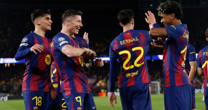 Jugadores del Barcelona celebrando el título de Liga