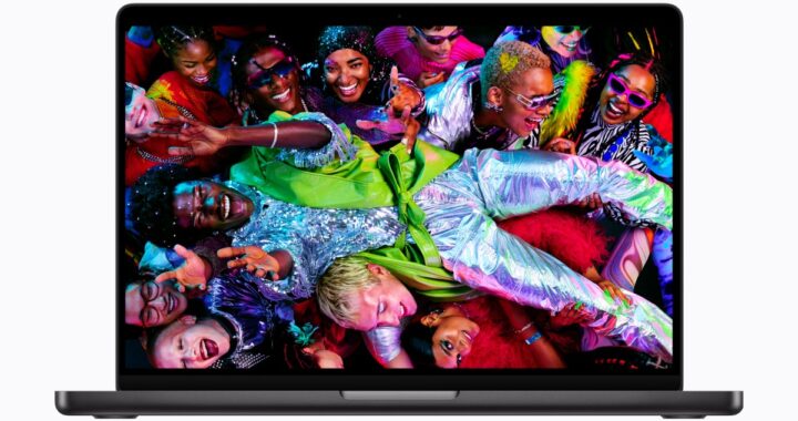 Prototipo del MacBook Pro OLED 2026 mostrando su pantalla tándem con negros profundos y brillo extremo en un entorno de edición profesional