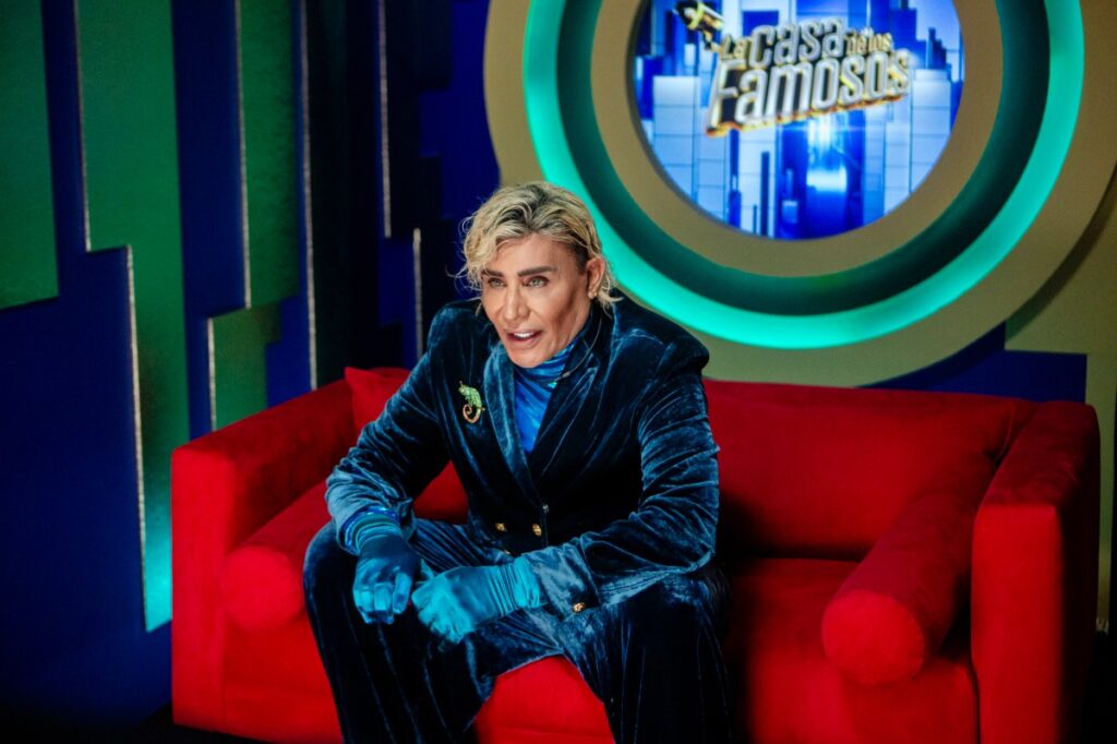 El Divo de Placetas conversando con Celinee Santos Frías en La Casa de los Famosos