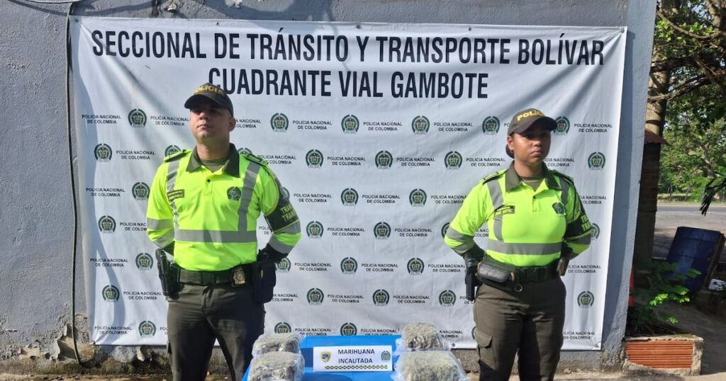 Descubren paquetes con marihuana en camión de carga que venía a Cartagena