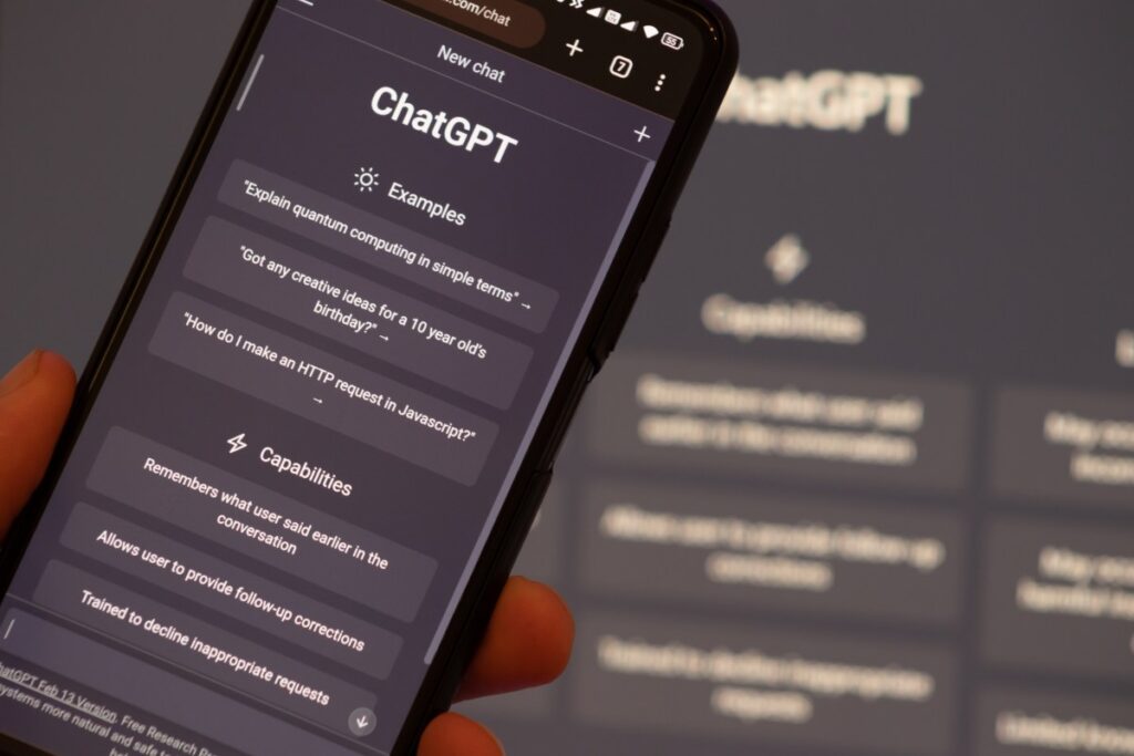 OpenAI hace lo mismo que criticó: limita el acceso a su nueva IA de ciberseguridad