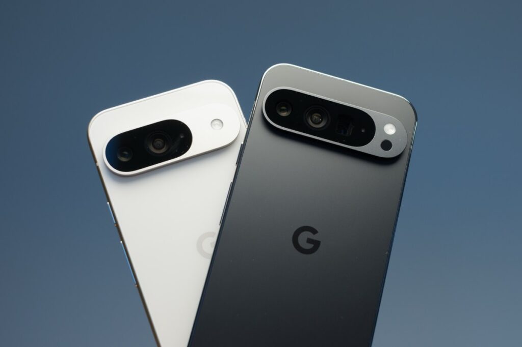 Imagen de un teléfono Pixel cargando con una batería que se llena rápidamente