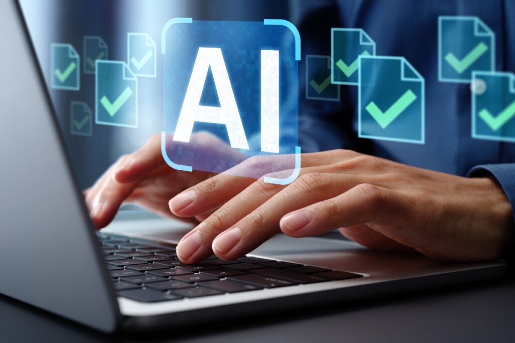 Una laptop moderna con un modelo de IA ejecutándose localmente