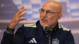 Gavi en entrenamiento con España mostrando intensidad física antes del Mundial