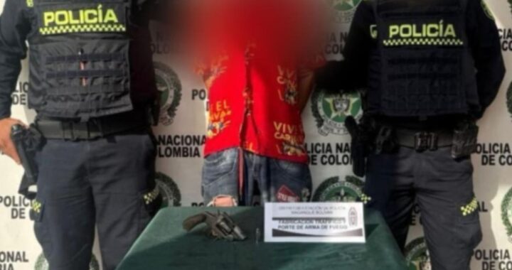 Agentes capturan a 'Víctor Bala' en Villanueva, criminal con 17 anotaciones y arma ilegal incautada