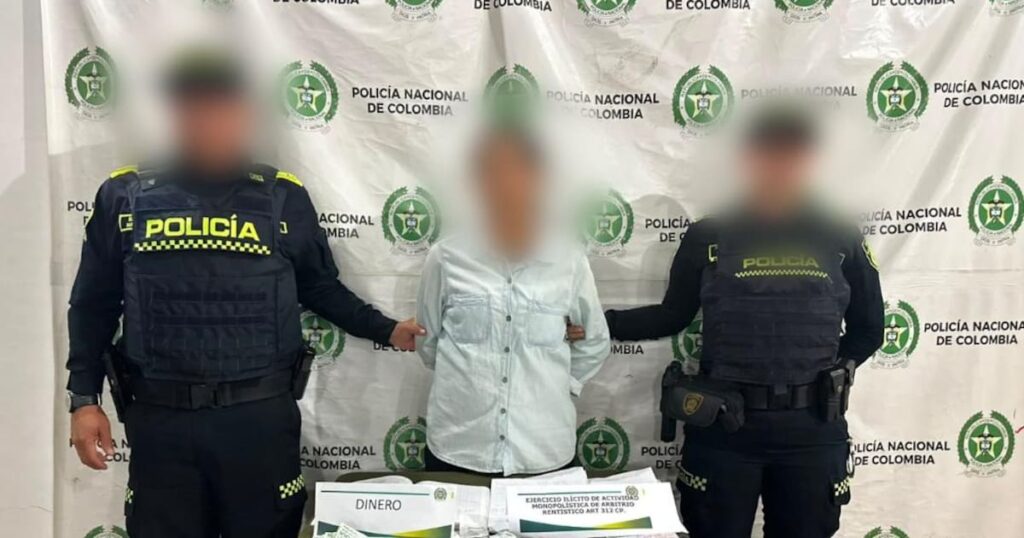 Agentes de la SIJIN incautan dinero y colillas de chance en operativo contra juego ilegal en San Juan Nepomuceno
