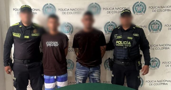 Granada y panfletos extorsivos incautados a 'Los Costeños' en operativo policial en Barranquilla