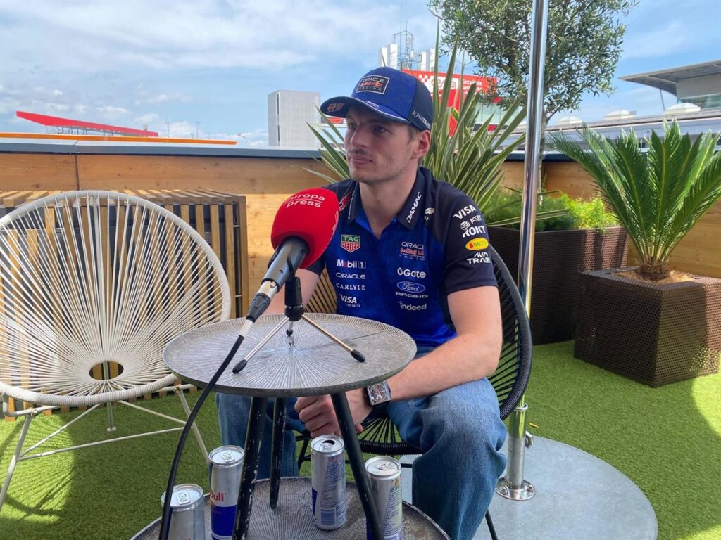 Max Verstappen en el Circuit de Barcelona-Catalunya criticando la F1 actual