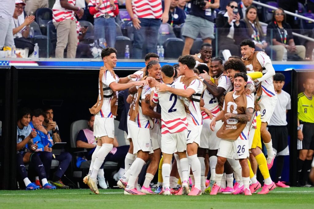 Estados Unidos empieza de cine su Mundial