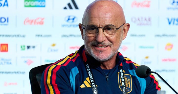 Luis de la Fuente en rueda de prensa antes del partido España vs Cabo Verde en el Mundial
