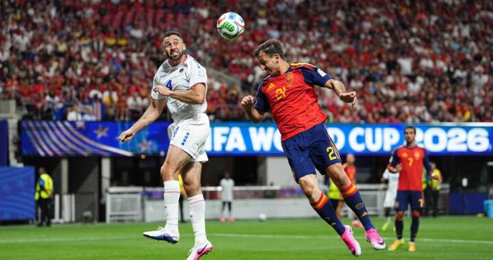 Partido de fútbol entre España y Cabo Verde en el Mundial, empate sin goles