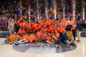 El Valencia Basket gana su segunda Liga en el Palau