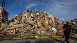 Ya son más de 4.300 los muertos por el doble terremoto en Venezuela