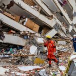 Familiares en duelo por los 26 españoles fallecidos en los terremotos de Venezuela