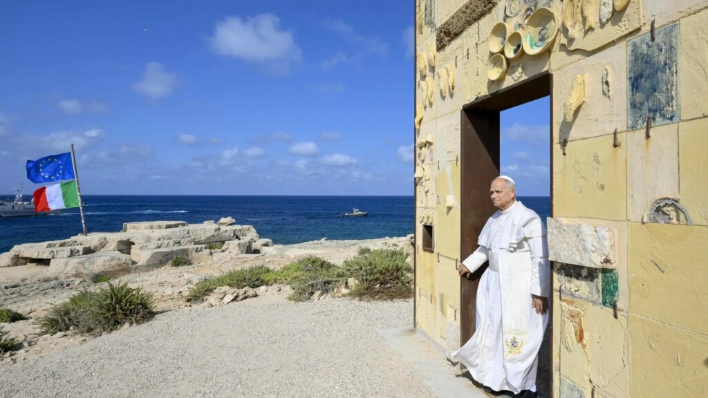 El papa León XIV visita Lampedusa: "Los migrantes muertos también son víctimas de decisiones omitidas"
