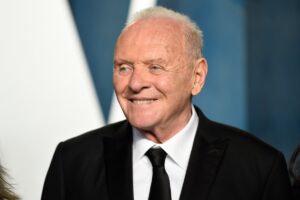 Anthony Hopkins dará un inesperado giro a su carrera