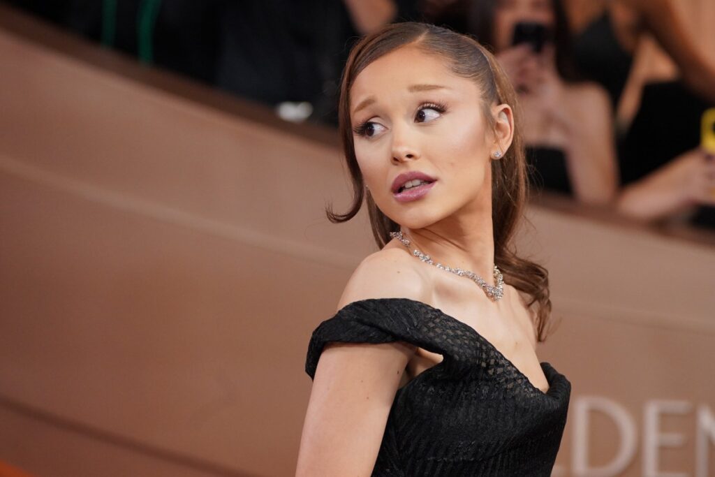 ¿Ariana Grande retomó su relación con su ex Ricky Alvarez?