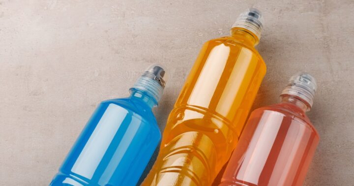5 bebidas de verano que dañan tus riñones sin que lo notes: expertos