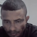 Foto de operativo policial en Chocó contra integrante del Clan del Golfo por asesinato de líder social