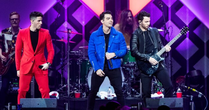 Teaser oficial de 'Camp Rock 3' con los Jonas Brothers como Connect 3 en el campamento musical