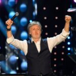 ¿Cuál fue la canción que interpretó Paul McCartney en la boda de Taylor Swift y Travis Kelce?