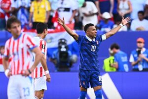 Mbappé celebra su gol de penalti en el Francia vs Paraguay del Mundial 2026 en Filadelfia